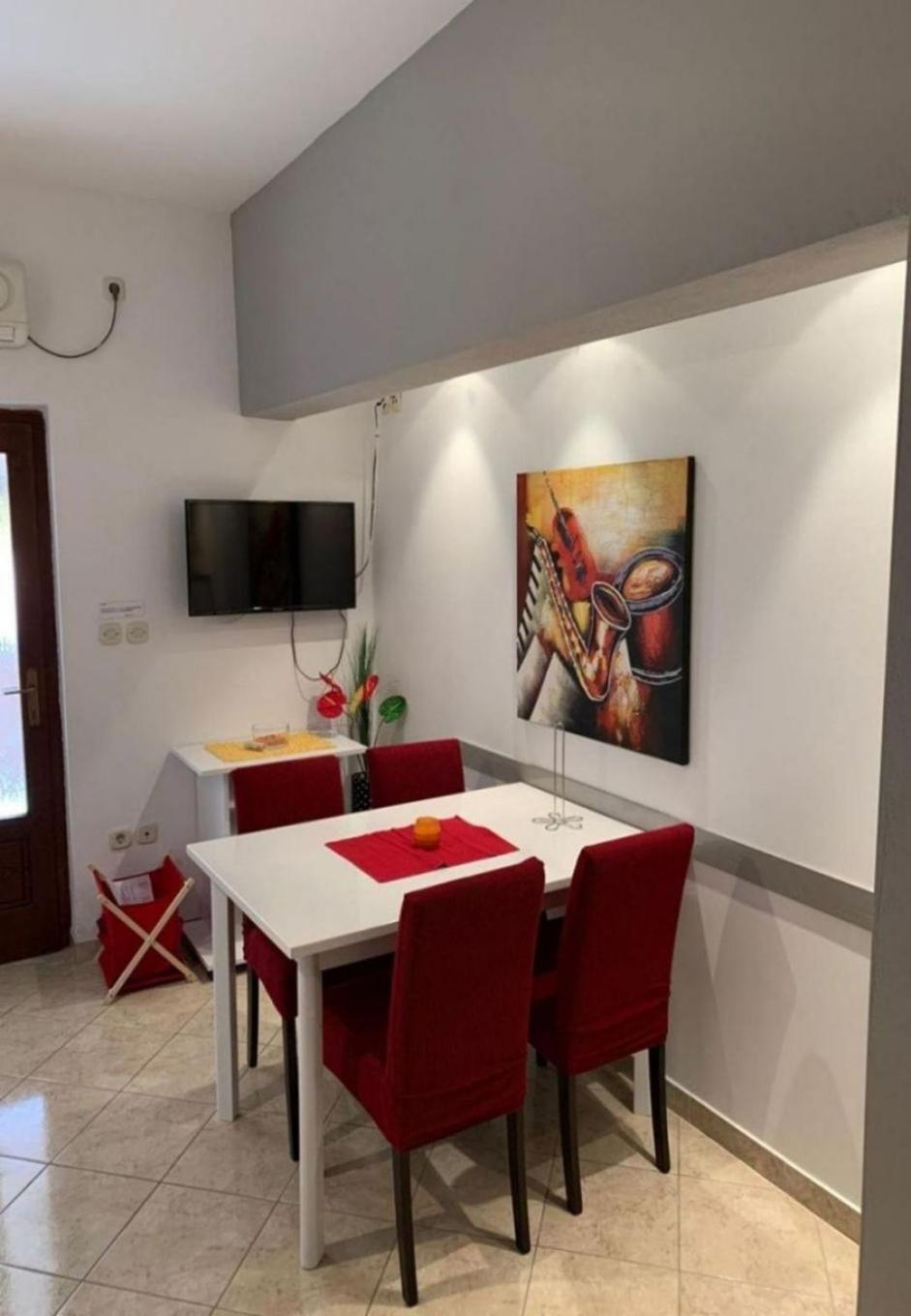 טוצפי Apartments Antisa - With Playground מראה חיצוני תמונה