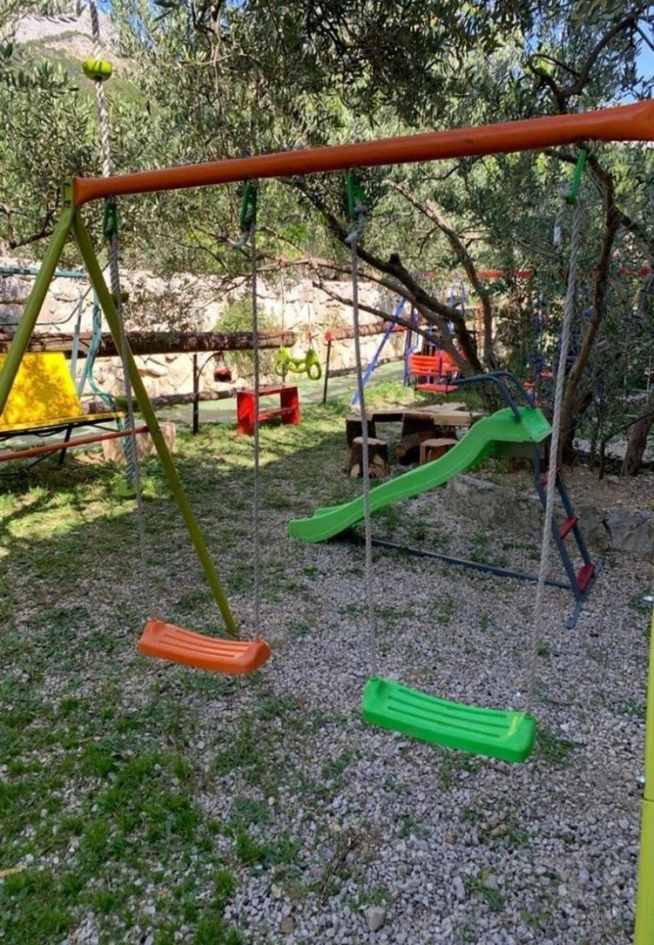 טוצפי Apartments Antisa - With Playground מראה חיצוני תמונה